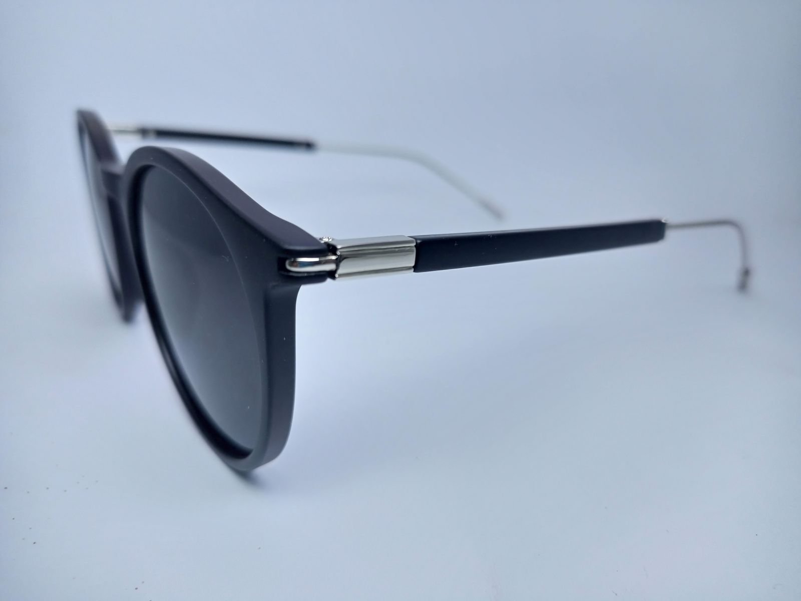 Modern Round kinu Range - Side View