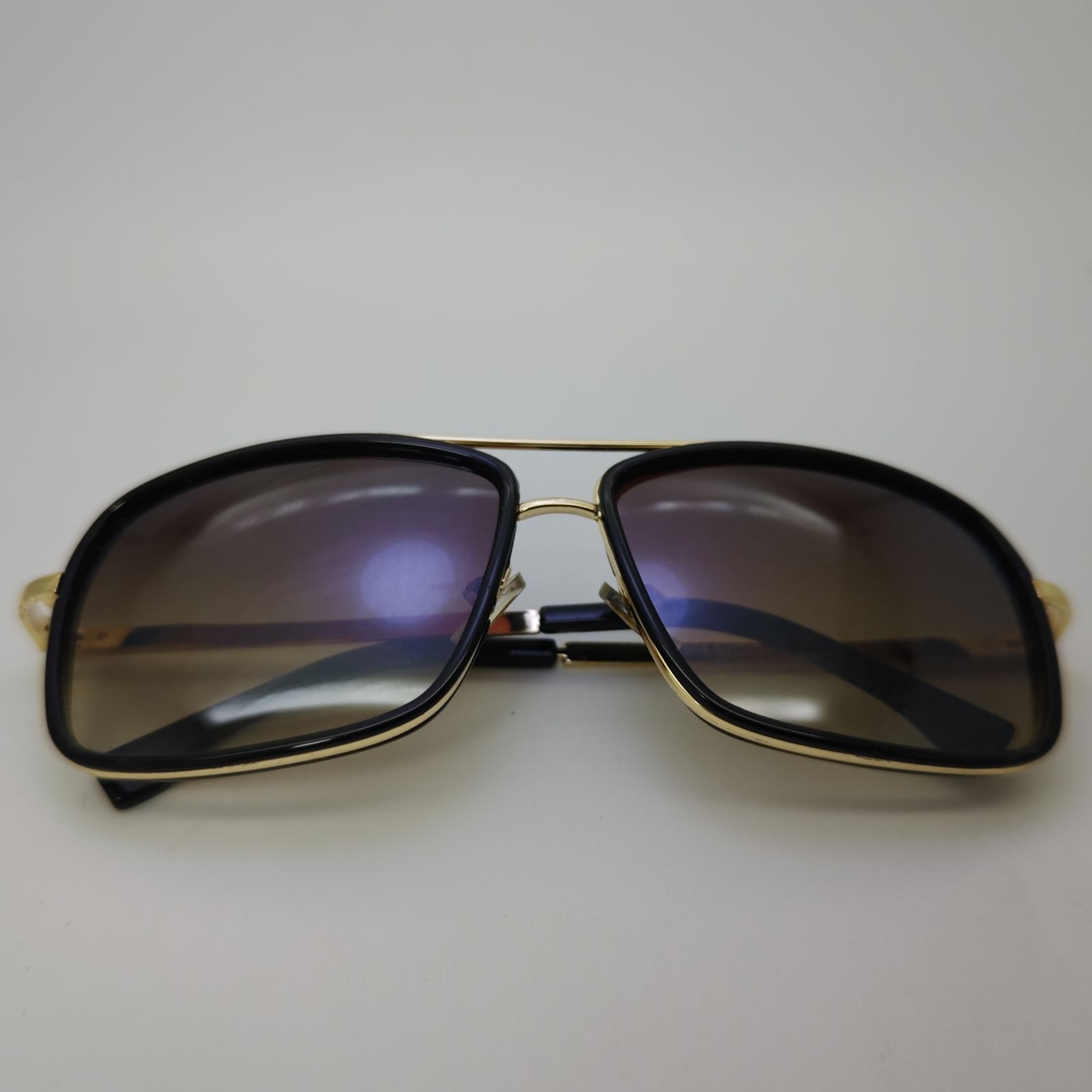 Premium Classic Square Style - Image 3